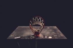 皇家马德里教练压力巨大！，梅西遭遇二十持续失利上演精彩一战